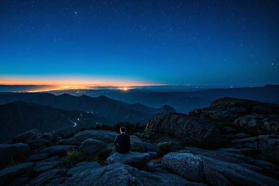 Caminhadas Noturnas em Montanhas e Parques 4 trilha-noturna-na-montanha-estrelas