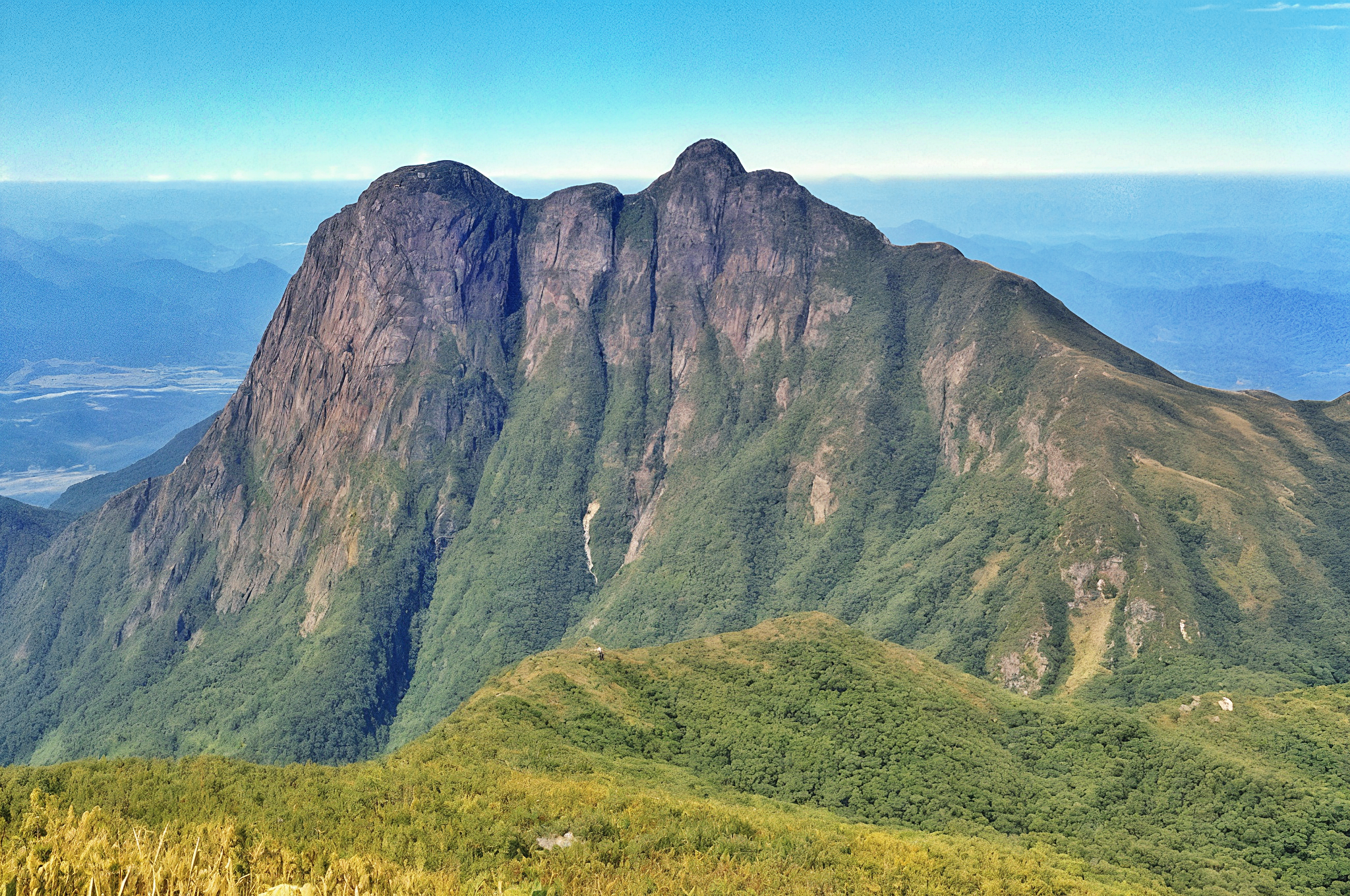 Sobre Montanhas 11 pico paraná